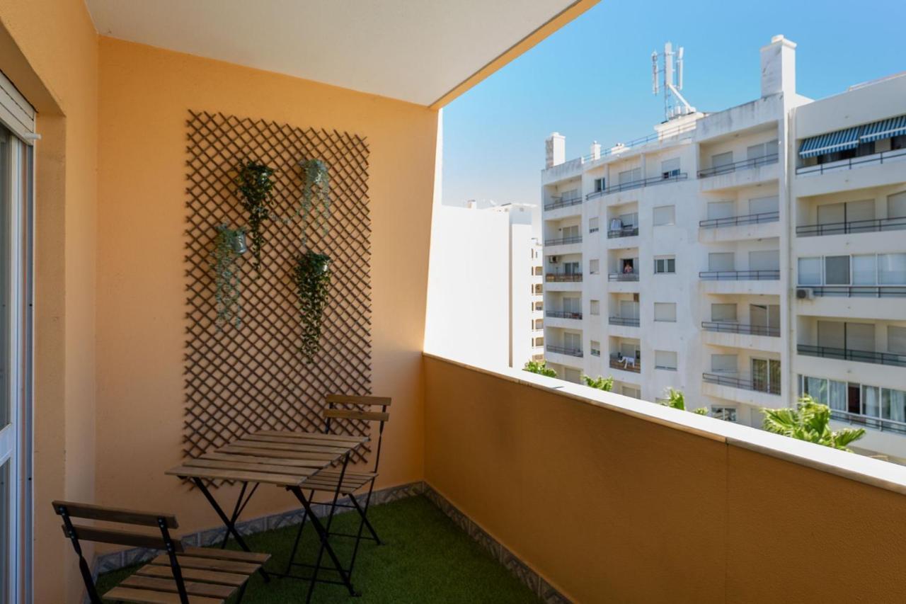 1Br Infante Flat In Quarteira By Lovelystay Εξωτερικό φωτογραφία